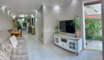 Casa em condomínio fechado com 2 quartos à venda na Rua dos Coqueirais, 236, Jardim Petrópolis, Cotia, 71 m2 por R$ 480.000