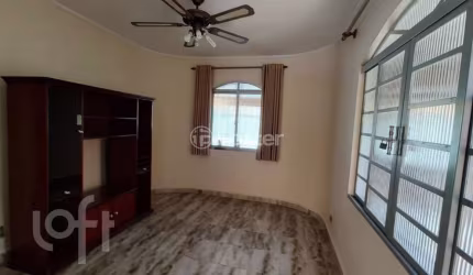 Casa com 3 quartos à venda na Rua Danton Coelho, 29, Vila Nhocune, São Paulo, 214 m2 por R$ 950.000