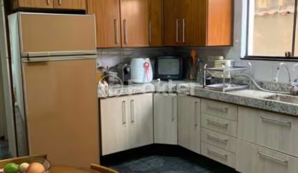 Casa com 4 quartos à venda na Rua Helena Aparecida Secol, 701, Nova Petrópolis, São Bernardo do Campo, 179 m2 por R$ 600.000