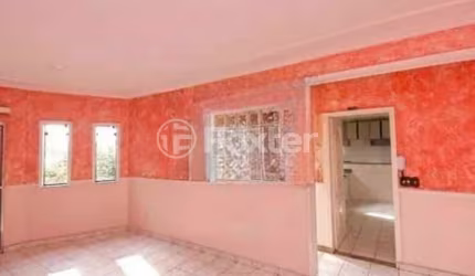 Casa com 3 quartos à venda na Rua dos Espigueiros, 31, Vila Portuguesa, São Paulo, 332 m2 por R$ 950.000
