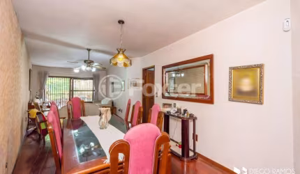 Apartamento com 3 quartos à venda na Rua Luiz Cosme, 264, Passo da Areia, Porto Alegre, 119 m2 por R$ 660.000