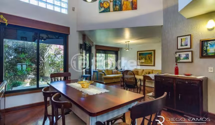 Casa em condomínio fechado com 4 quartos à venda na Avenida Jacuí, 978, Cristal, Porto Alegre, 359 m2 por R$ 939.000