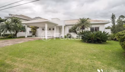 Casa em condomínio fechado com 3 quartos à venda na Avenida Juca Batista, 8000, Belém Novo, Porto Alegre, 253 m2 por R$ 2.690.000