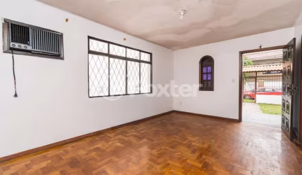 Casa comercial com 1 sala à venda na Rua Santa Flora, 1159, Nonoai, Porto Alegre, 240 m2 por R$ 807.000