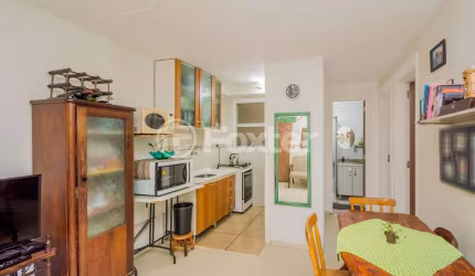 Apartamento com 2 quartos à venda na Rua Vinte e Seis de Março, 415, Mário Quintana, Porto Alegre, 39 m2 por R$ 126.350