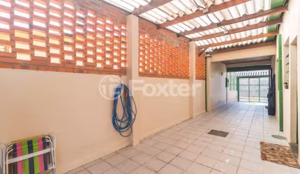 Casa com 3 quartos à venda na Rua Ideal, 95, Parque Santa Fé, Porto Alegre, 143 m2 por R$ 477.000