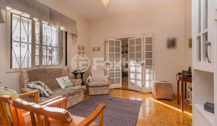 Casa com 3 quartos à venda na Rua Borges do Canto, 266, Petrópolis, Porto Alegre, 355 m2 por R$ 1.800.000