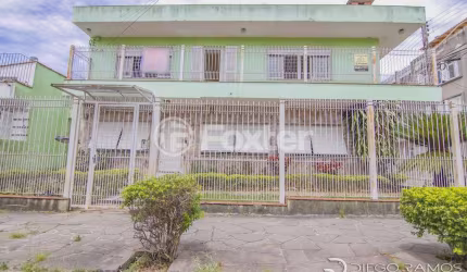 Casa comercial com 3 salas à venda na Rua Coronel Neves, 736, Medianeira, Porto Alegre, 272 m2 por R$ 670.000