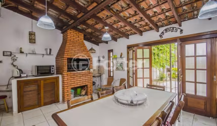 Casa com 3 quartos à venda na Rua Fernando Abbott, 73, Cristo Redentor, Porto Alegre, 260 m2 por R$ 820.000
