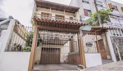 Casa com 2 quartos à venda na Rua Barão do Amazonas, 2833, Partenon, Porto Alegre, 200 m2 por R$ 650.000
