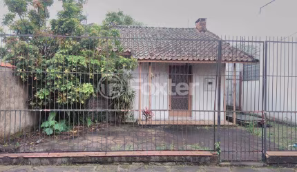 Terreno à venda na Rua Maria Montessori, 378, São Sebastião, Porto Alegre, 300 m2 por R$ 500.000