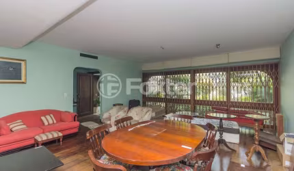 Casa em condomínio fechado com 4 quartos à venda na Rua João Caetano, 300, Três Figueiras, Porto Alegre, 430 m2 por R$ 2.400.000
