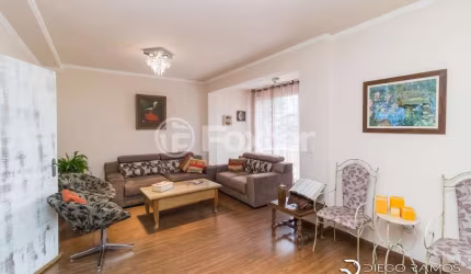 Casa com 4 quartos à venda na Rua São Mateus, 591, Jardim do Salso, Porto Alegre, 308 m2 por R$ 1.200.000