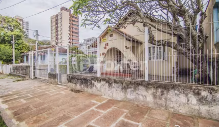 Casa com 3 quartos à venda na Rua Atanásio Belmonte, 569, Boa Vista, Porto Alegre, 170 m2 por R$ 535.000