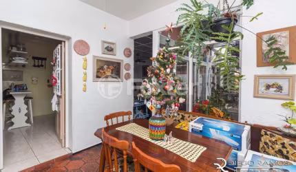 Casa com 4 quartos à venda na Alameda Eduardo Guimarães, 109, Três Figueiras, Porto Alegre, 482 m2 por R$ 3.600.000