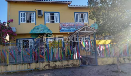 Casa comercial com 9 salas à venda na Rua Arroio Grande, 253, Cavalhada, Porto Alegre, 240 m2 por R$ 650.000