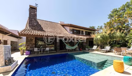 Casa com 5 quartos à venda na Rua Potiguara, 174, Vila Assunção, Porto Alegre, 768 m2 por R$ 4.422.251
