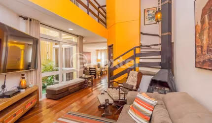 Casa com 4 quartos à venda na Rua Mariano de Matos, 215, Santa Tereza, Porto Alegre, 331 m2 por R$ 869.000