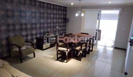 Casa com 3 quartos à venda na Rua Roberto Santini, 213, Hípica, Porto Alegre, 176 m2 por R$ 650.000