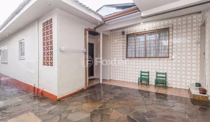Casa com 2 quartos à venda na Avenida Benno Mentz, 1707, Vila Ipiranga, Porto Alegre, 128 m2 por R$ 534.000
