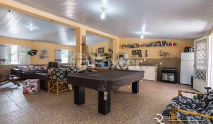 Casa com 4 quartos à venda na Avenida Professor Oscar Pereira, 5362, Cascata, Porto Alegre, 120 m2 por R$ 700.000