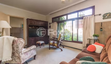 Casa com 6 quartos à venda na Travessa Trindade, 130, Jardim Lindóia, Porto Alegre, 411 m2 por R$ 1.800.000
