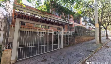 Casa com 4 quartos à venda na Rua Fonseca Guimarães, 34, Medianeira, Porto Alegre, 347 m2 por R$ 1.350.000