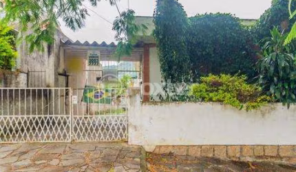 Casa com 4 quartos à venda na Rua Octávio de Souza, 556, Teresópolis, Porto Alegre, 216 m2 por R$ 640.000