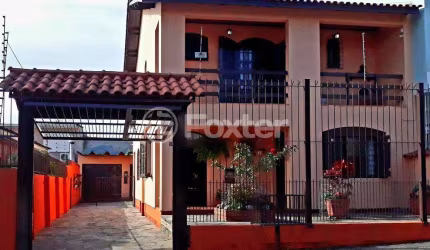 Casa com 3 quartos à venda na Rua Olegário Dias Maciel, 340, Espírito Santo, Porto Alegre, 235 m2 por R$ 849.000