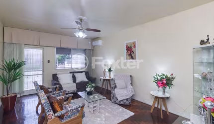 Casa com 5 quartos à venda na Rua Professor Joaquim Louzada, 325, Camaquã, Porto Alegre, 154 m2 por R$ 980.000