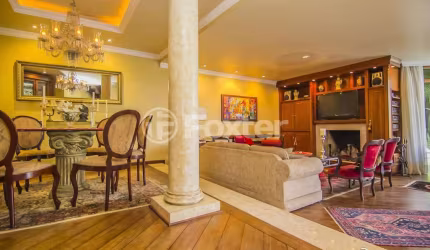 Casa com 4 quartos à venda na Rua José Otávio Manica, 56, Santa Tereza, Porto Alegre, 472 m2 por R$ 2.650.000