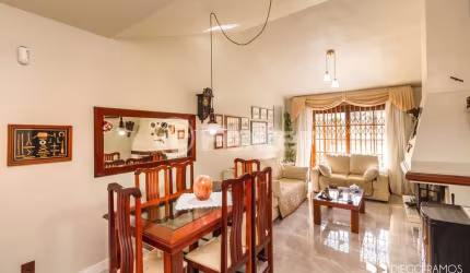 Casa com 3 quartos à venda na Rua Fernando Borba, 313, Ipanema, Porto Alegre, 140 m2 por R$ 840.000