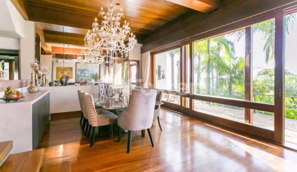 Casa com 4 quartos à venda na Rua Guato, 190, Vila Assunção, Porto Alegre, 524 m2 por R$ 4.800.000