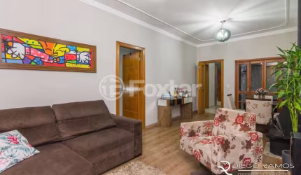 Casa comercial com 2 salas à venda na Rua Coronel Leonardo Ribeiro, 185, Glória, Porto Alegre, 196 m2 por R$ 690.000