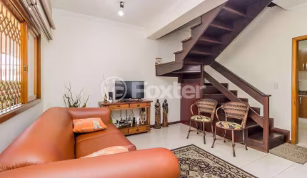 Casa com 3 quartos à venda na Rua Madre Bárbara Maix, 445, Jardim Itu Sabará, Porto Alegre, 143 m2 por R$ 750.000