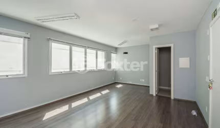 Sala comercial com 1 sala à venda na Rua Visconde do Herval, 1097, Menino Deus, Porto Alegre, 32 m2 por R$ 258.330
