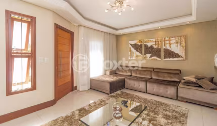 Casa com 3 quartos à venda na Rua Maira, 50, Rubem Berta, Porto Alegre, 200 m2 por R$ 520.000
