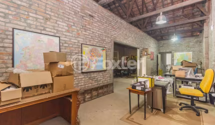 Casa com 2 quartos à venda na Avenida Cairu, 377/379, Navegantes, Porto Alegre, 210 m2 por R$ 590.000