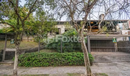 Casa com 4 quartos à venda na Rua Frei Henrique Golland Trindade, 75, Boa Vista, Porto Alegre, 364 m2 por R$ 1.999.000