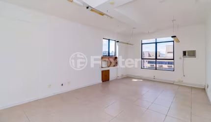 Sala comercial com 1 sala à venda na Rua Felicíssimo de Azevedo, 53, São João, Porto Alegre, 37 m2 por R$ 195.000