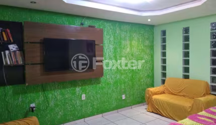 Casa com 3 quartos à venda na Rua Sítio da Taquara, 53, Lomba do Pinheiro, Porto Alegre, 121 m2 por R$ 185.000