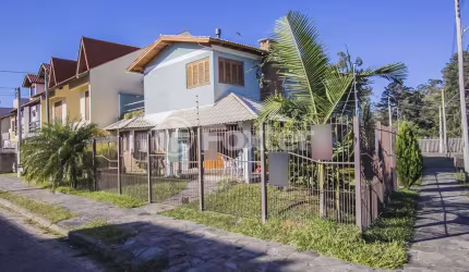 Casa em condomínio fechado com 3 quartos à venda na Avenida Alcibiades Martins da Rocha, 953, Hípica, Porto Alegre, 250 m2 por R$ 980.000
