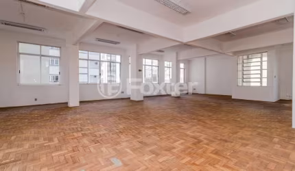 Sala comercial com 7 salas à venda na Rua Uruguai, 155, Centro Histórico, Porto Alegre, 119 m2 por R$ 512.000