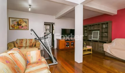 Casa com 3 quartos à venda na Rua Deoclydes Machado Jardim, 27, Cavalhada, Porto Alegre, 300 m2 por R$ 480.000