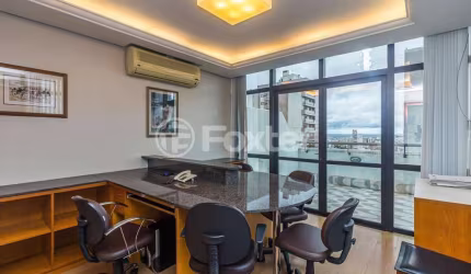 Sala comercial com 1 sala à venda na Rua Felicíssimo de Azevedo, 1020, Auxiliadora, Porto Alegre, 65 m2 por R$ 456.000