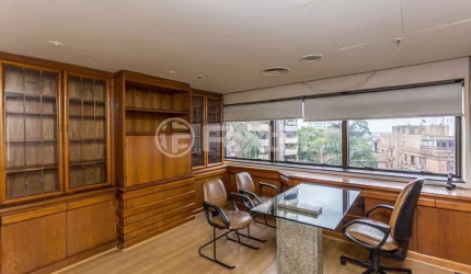 Sala comercial com 2 salas à venda na Rua Padre Chagas, 66, Moinhos de Vento, Porto Alegre, 74 m2 por R$ 949.000