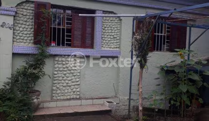 Casa com 2 quartos à venda na Rua São João Batista, 202, Martinica, Viamão, 110 m2 por R$ 280.000