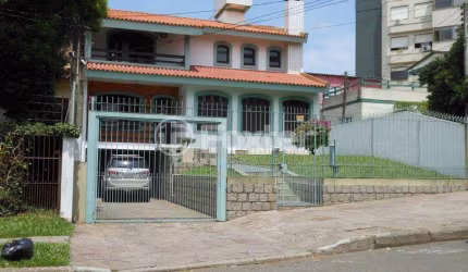 Casa comercial com 1 sala à venda na Rua Jaguari, 748, Cristal, Porto Alegre, 425 m2 por R$ 1.425.000