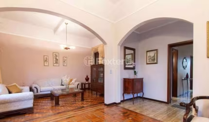 Casa comercial com 3 salas à venda na Rua Guilherme Schell, 209, Santo Antônio, Porto Alegre, 378 m2 por R$ 1.800.000
