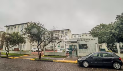 Apartamento com 2 quartos à venda na Avenida Palmira Gobbi, 1115, Humaitá, Porto Alegre, 69 m2 por R$ 250.000